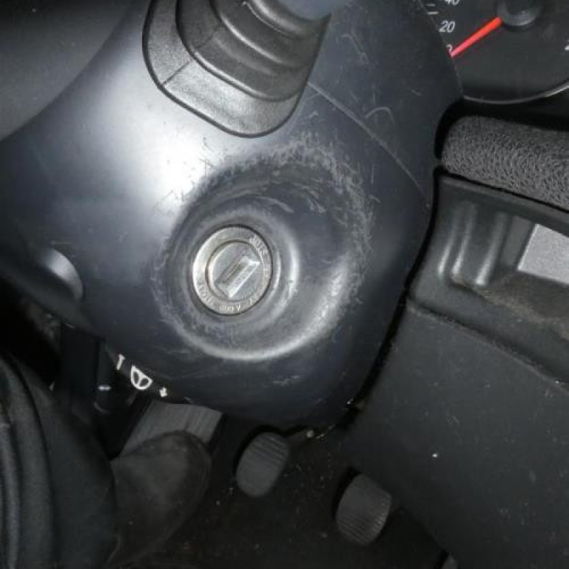 Porte avant gauche FIAT STILO Photo n°14