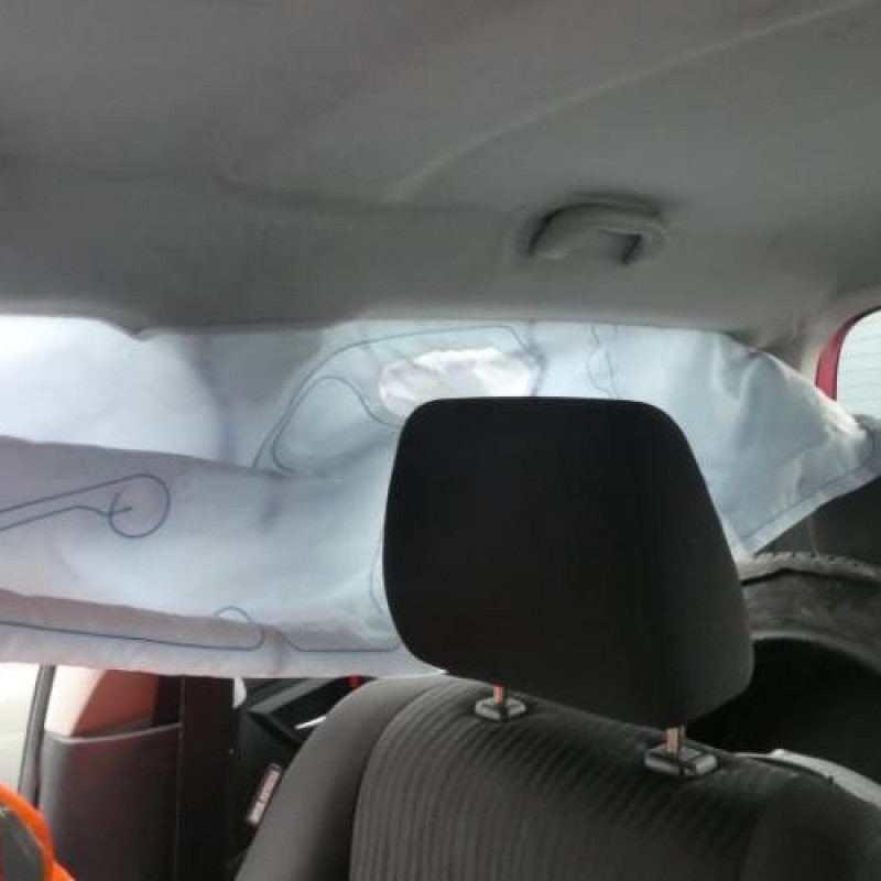 Compresseur clim SUZUKI SWIFT 4 Photo n°10