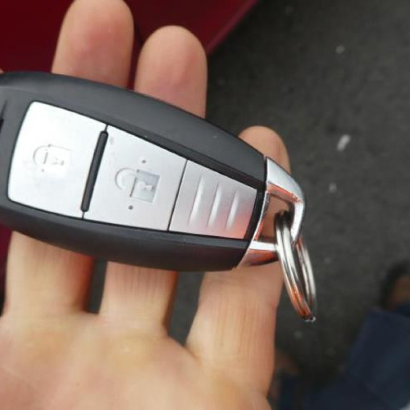 Compresseur clim SUZUKI SWIFT 4 Photo n°18