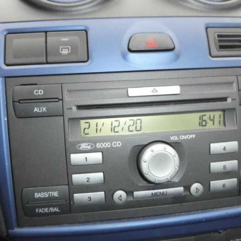 Porte avant droit FORD FIESTA 5 Photo n°10
