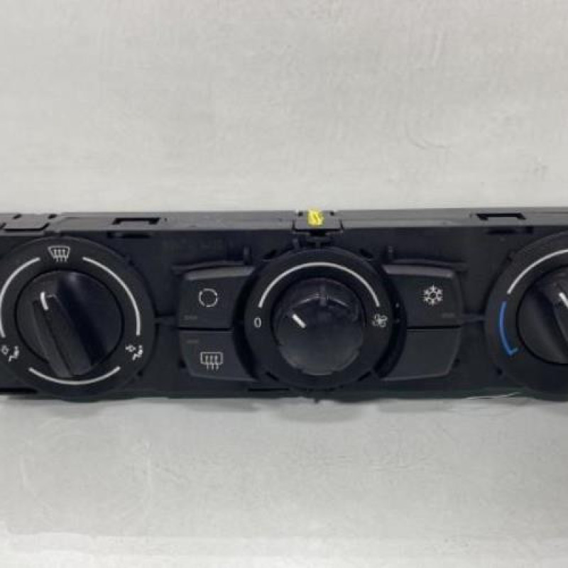 Commande chauffage BMW SERIE 1 E81 Photo n°1