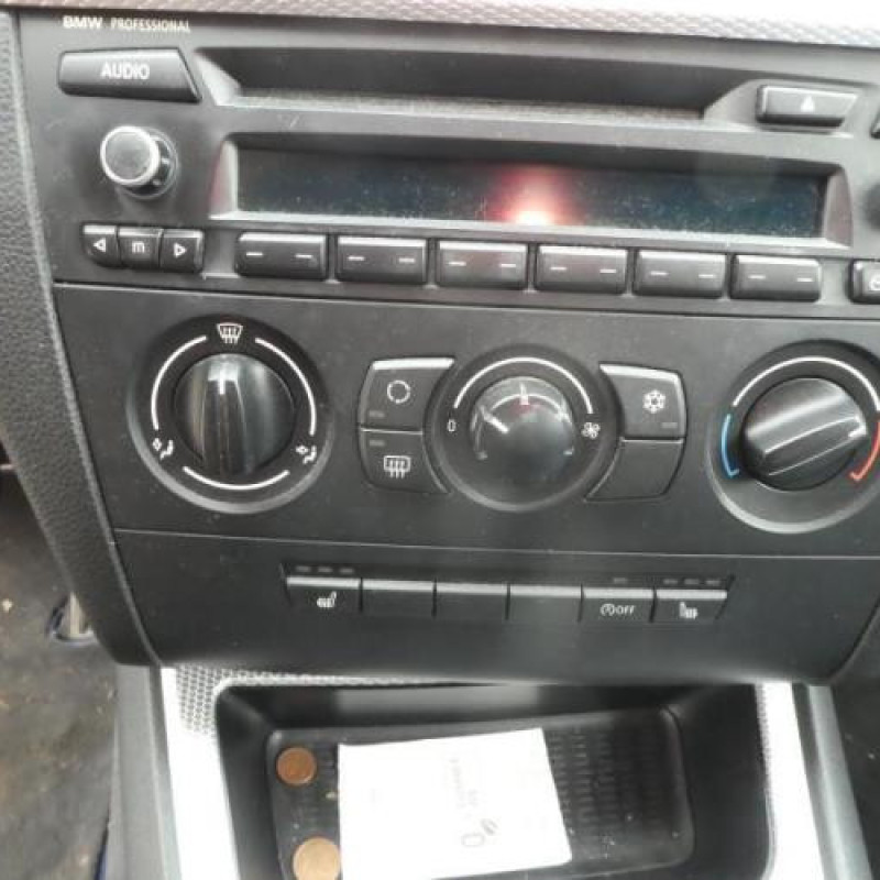 Air bag conducteur BMW SERIE 1 E81 Photo n°8