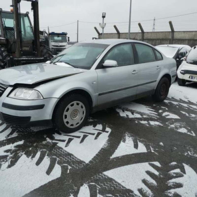 Compresseur clim VOLKSWAGEN PASSAT 4 Photo n°6