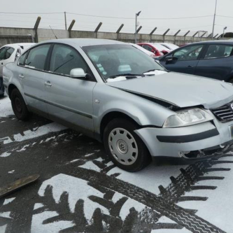 Compresseur clim VOLKSWAGEN PASSAT 4 Photo n°7