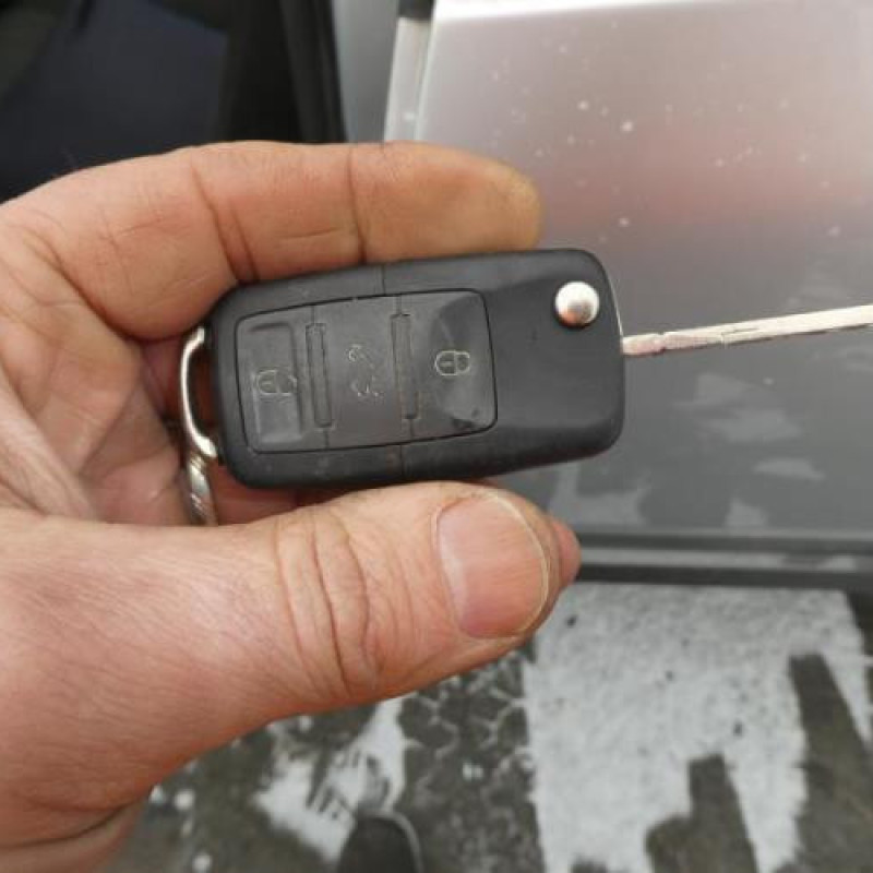 Compresseur clim VOLKSWAGEN PASSAT 4 Photo n°15