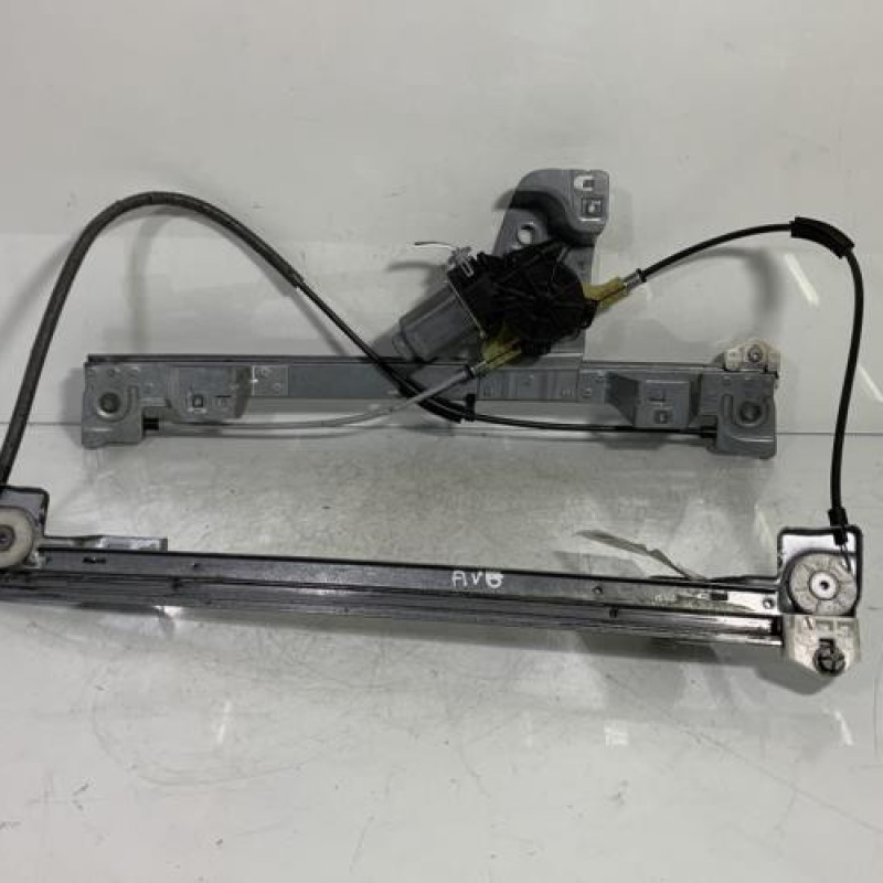 Leve vitre electrique avant gauche RENAULT KANGOO 2 Photo n°1