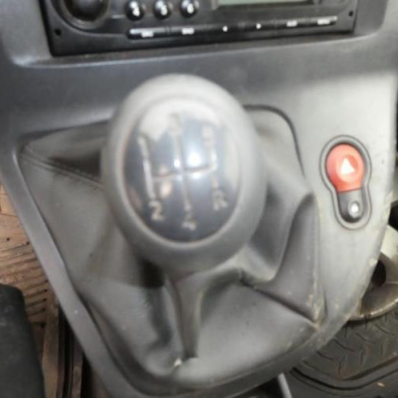 Leve vitre electrique avant gauche RENAULT KANGOO 2 Photo n°12