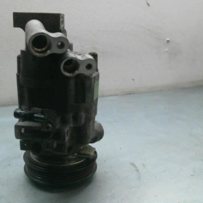 Compresseur clim OPEL AGILA B Photo n°4