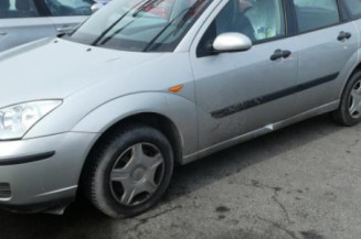 Air bag conducteur FORD FOCUS 1 Photo n°1