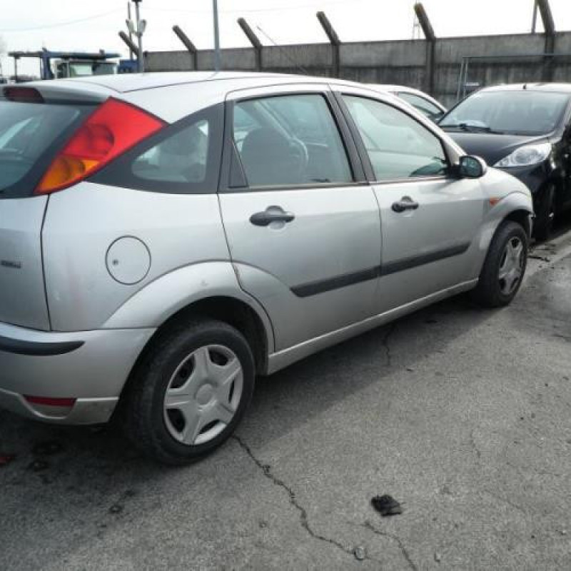 Air bag conducteur FORD FOCUS 1 Photo n°3