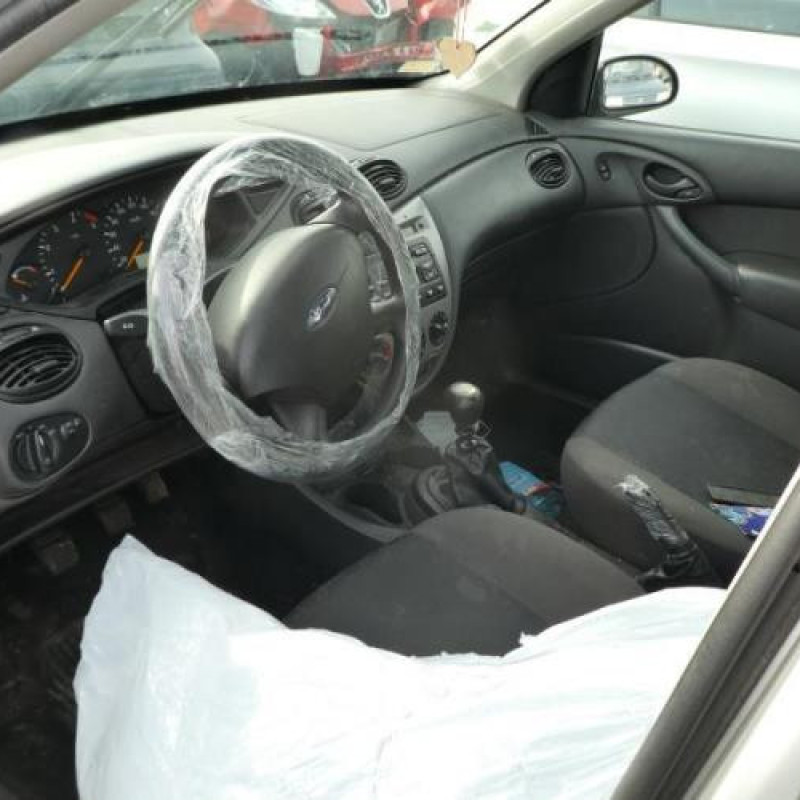 Air bag conducteur FORD FOCUS 1 Photo n°5