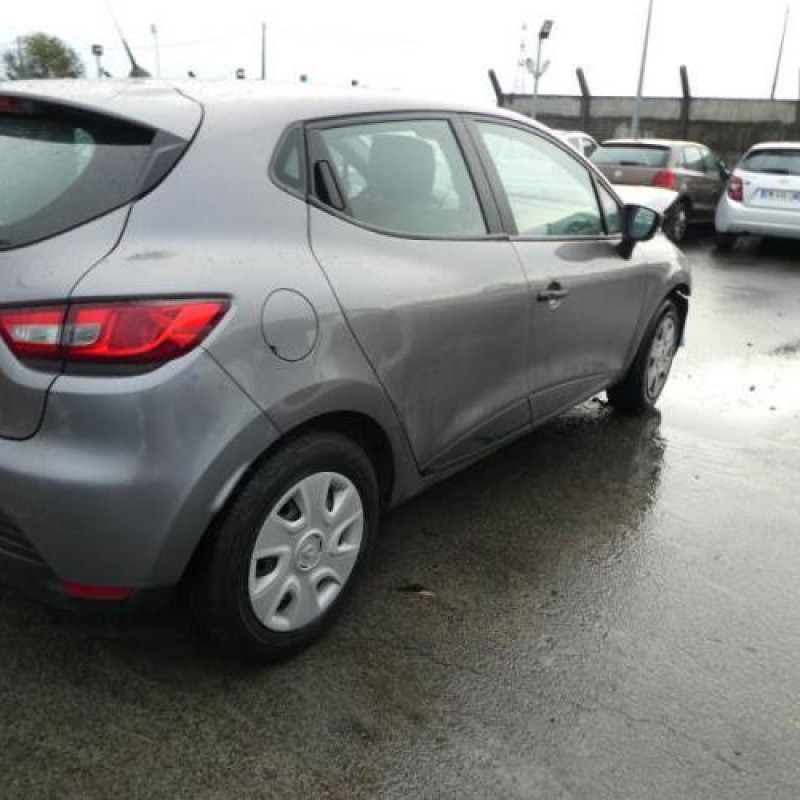 Volant RENAULT CLIO 4 Photo n°3