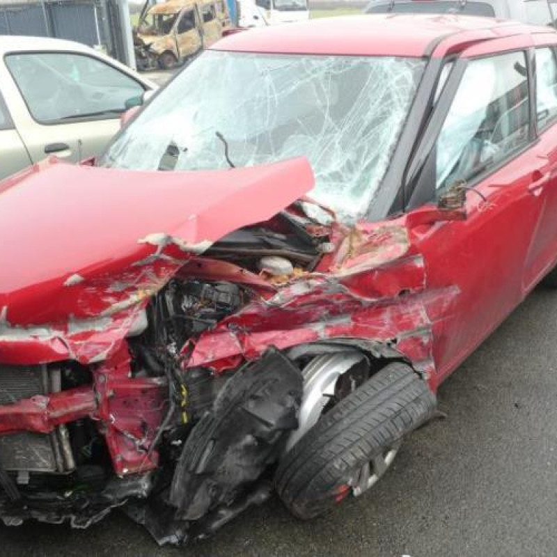Serrure arriere droit SUZUKI SWIFT 4 Photo n°4