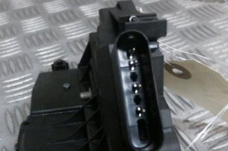 Serrure avant droit FORD FOCUS 3
