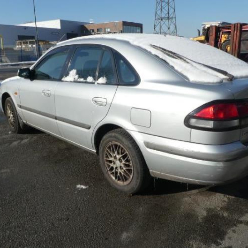 Porte avant droit MAZDA 626 4 Photo n°8