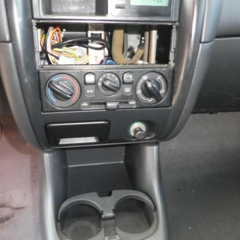 Porte avant droit MAZDA 626 4 Photo n°12