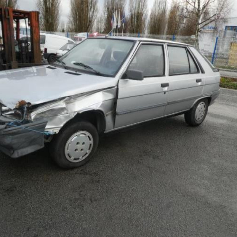 Serrure arriere droit RENAULT R11 Photo n°4