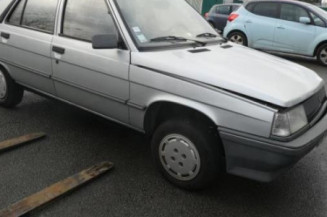 Serrure arriere droit RENAULT R11