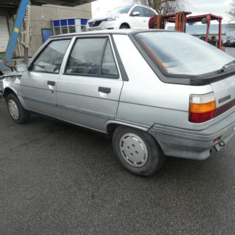 Serrure arriere droit RENAULT R11 Photo n°7