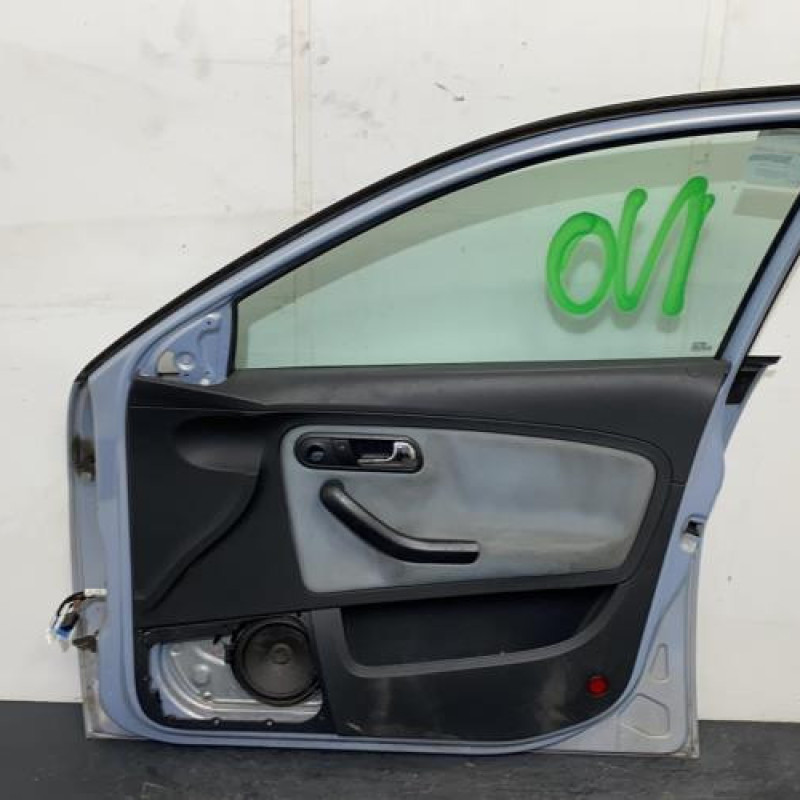 Porte avant droit SEAT CORDOBA 2 Photo n°3