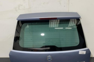 Malle/Hayon arriere FIAT GRANDE PUNTO Photo n°1