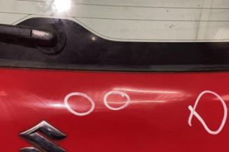 Malle/Hayon arriere SUZUKI SWIFT 3