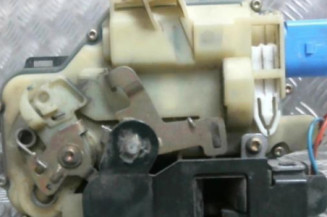 Serrure avant gauche SEAT IBIZA 3
