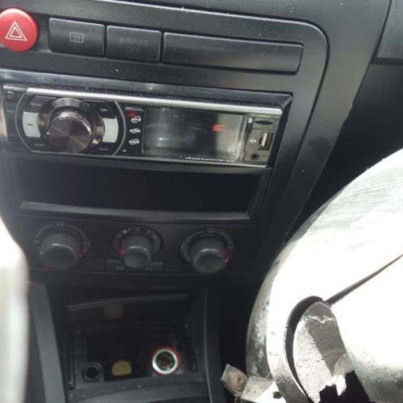 Serrure avant gauche SEAT IBIZA 3 Photo n°13