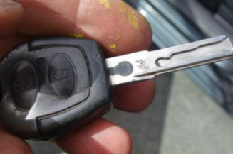 Serrure avant gauche SEAT IBIZA 3