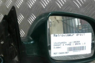 Retroviseur droit VOLKSWAGEN PASSAT 4 Photo n°1