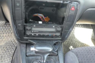 Retroviseur droit VOLKSWAGEN PASSAT 4