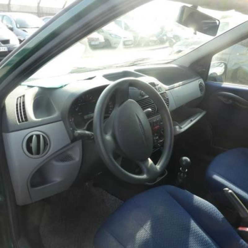 Malle/Hayon arriere FIAT PUNTO 2 Photo n°7