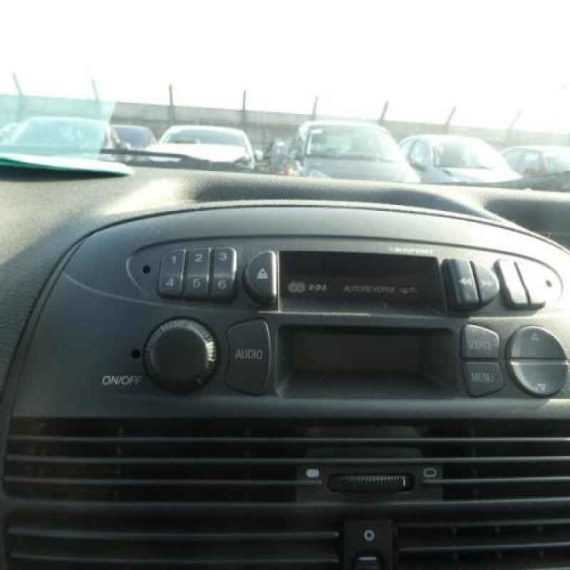 Malle/Hayon arriere FIAT PUNTO 2 Photo n°10