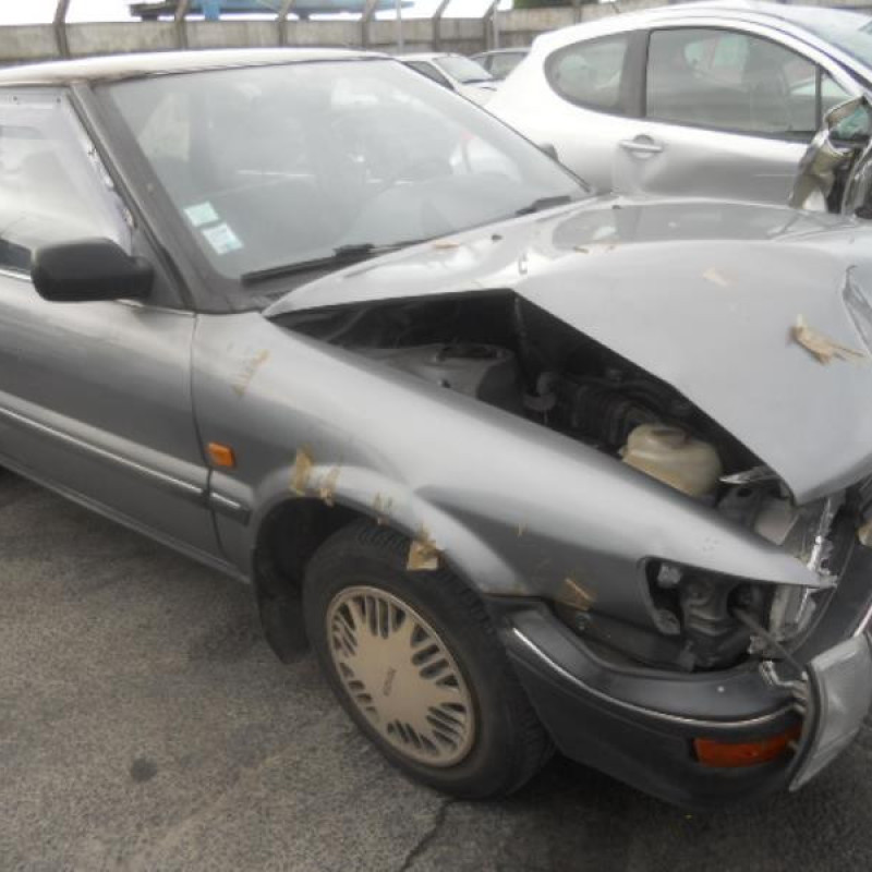 Malle/Hayon arriere TOYOTA COROLLA 8 Photo n°4