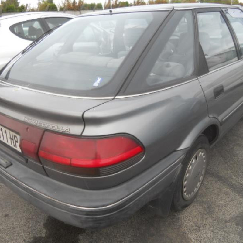 Malle/Hayon arriere TOYOTA COROLLA 8 Photo n°5