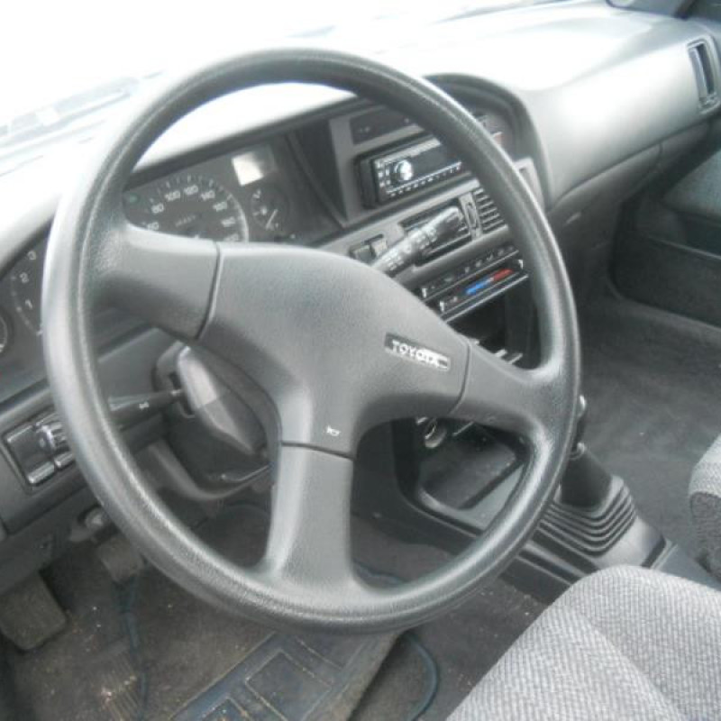 Malle/Hayon arriere TOYOTA COROLLA 8 Photo n°7