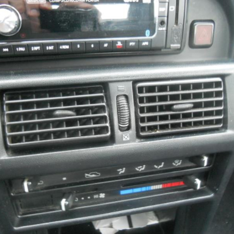 Malle/Hayon arriere TOYOTA COROLLA 8 Photo n°8