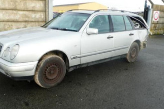 Pare soleil gauche MERCEDES CLASSE E 210