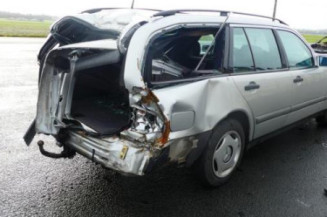 Pare soleil gauche MERCEDES CLASSE E 210