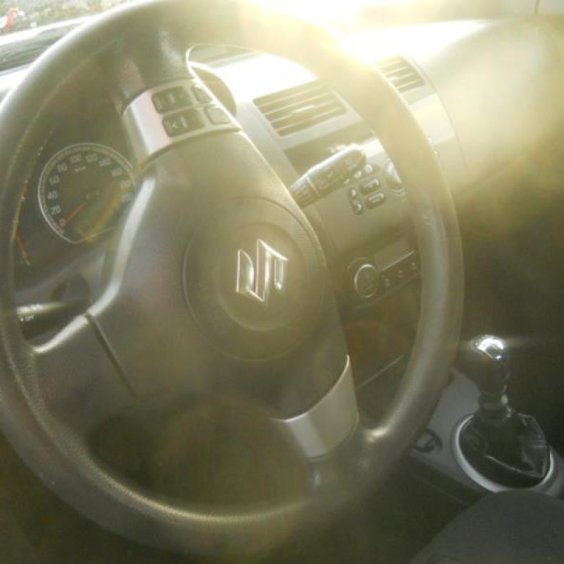 Retroviseur droit SUZUKI SWIFT 3 Photo n°9
