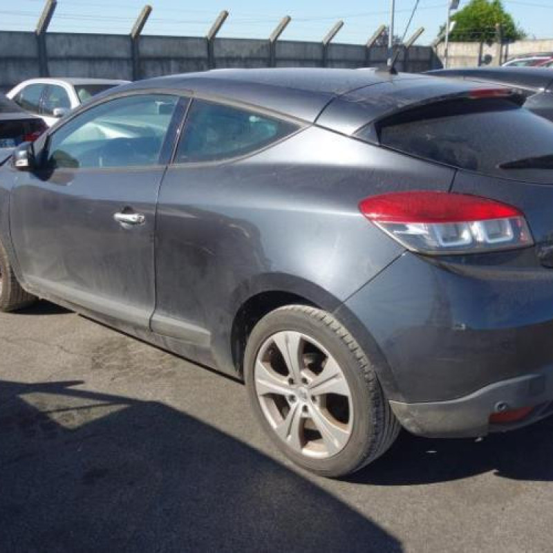 Air bag conducteur RENAULT MEGANE 3 Photo n°4