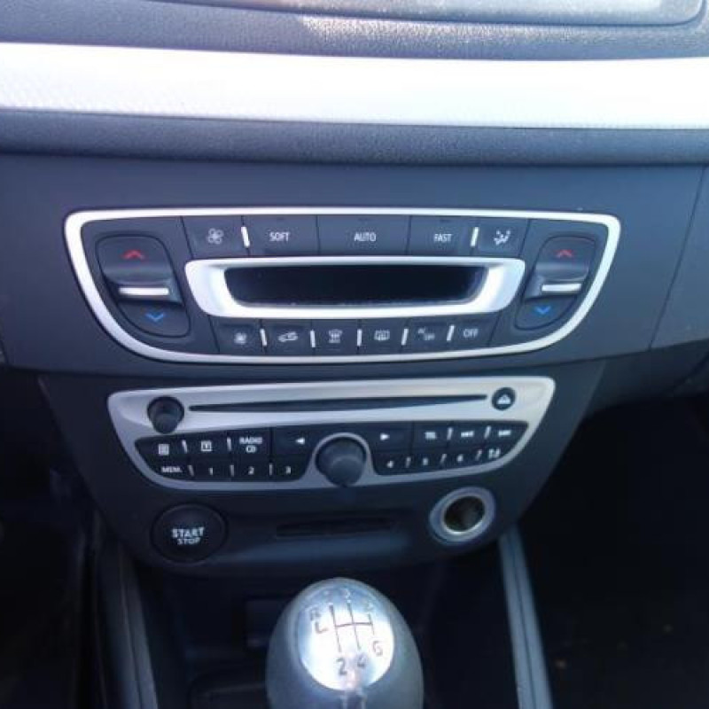 Air bag conducteur RENAULT MEGANE 3 Photo n°8