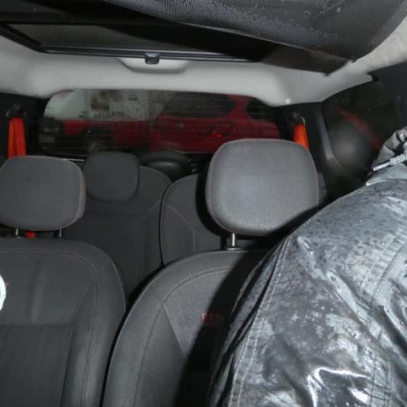 Etrier avant droit (freinage) RENAULT TWINGO 2 Photo n°13