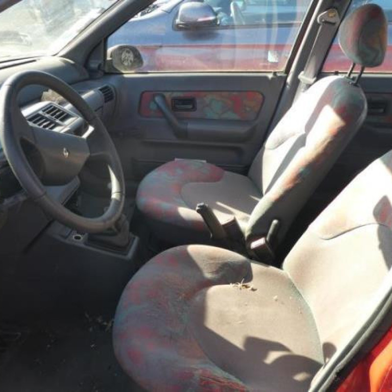 Porte avant droit RENAULT CLIO 1 Photo n°11