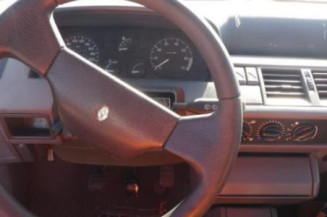 Porte avant droit RENAULT CLIO 1
