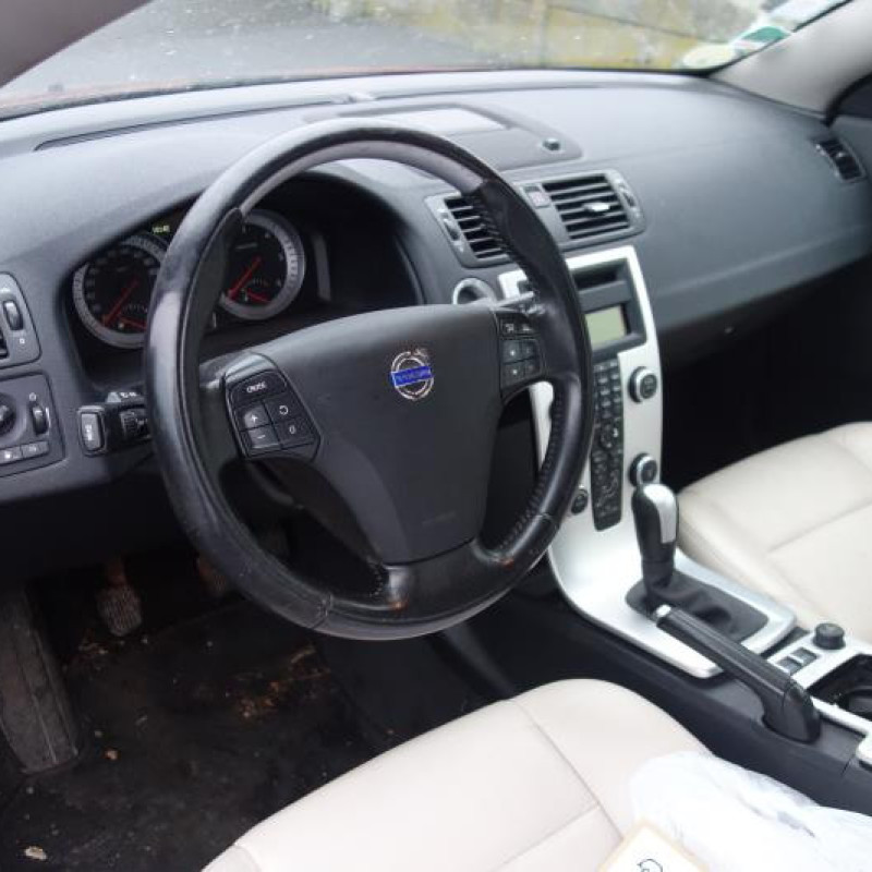 Alternateur VOLVO C 70 2 Photo n°8