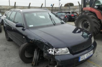 Porte arriere droit AUDI A4 1