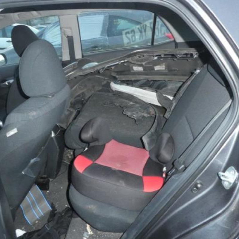 Malle/Hayon arriere TOYOTA AURIS 1 Photo n°8