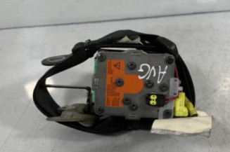 Pretensionneur de ceinture avant gauche TOYOTA AURIS 1