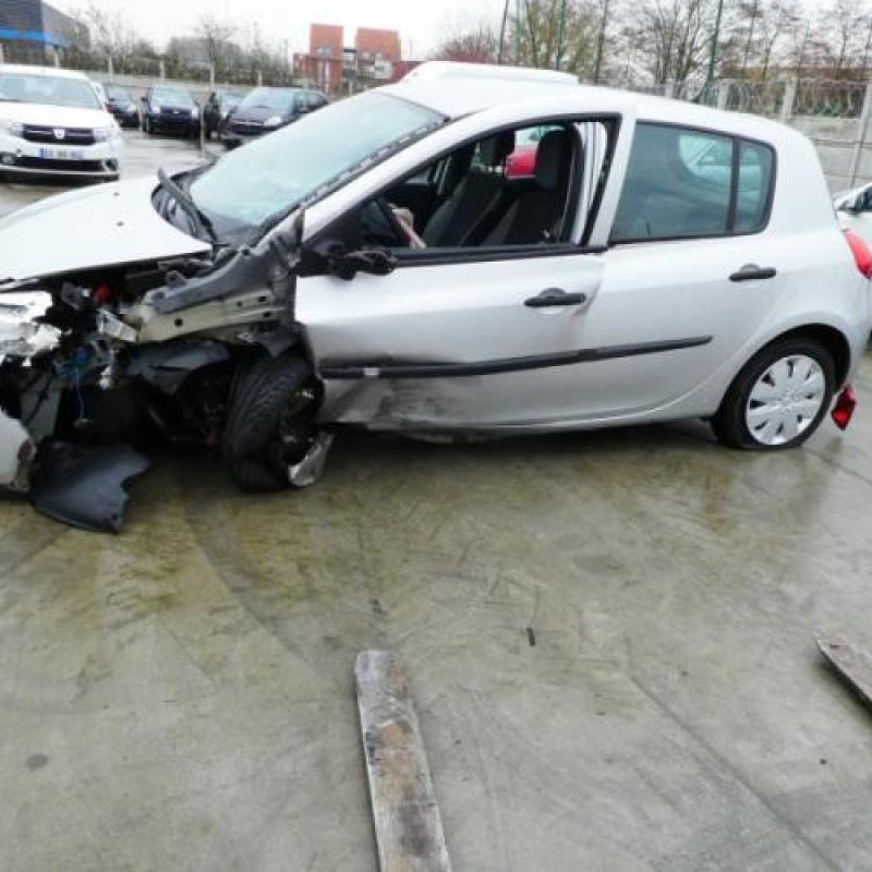 Boite de vitesses RENAULT CLIO 3 Photo n°13
